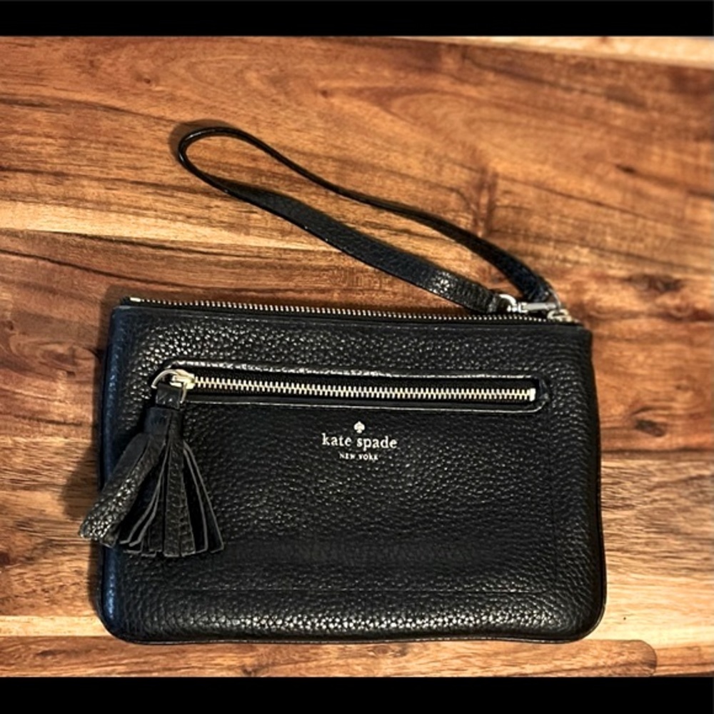 ♠️ Kate Spade ♠️ Black Wristlet with Tassel